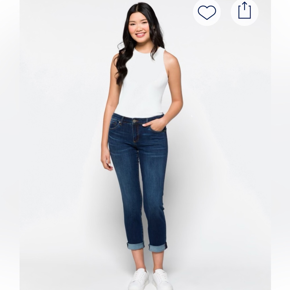Kut from the Kloth ankle skinny with released hem design